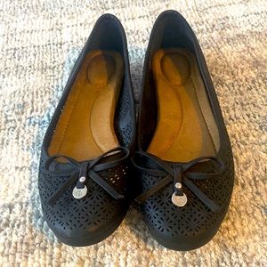 Black Ballet Flats